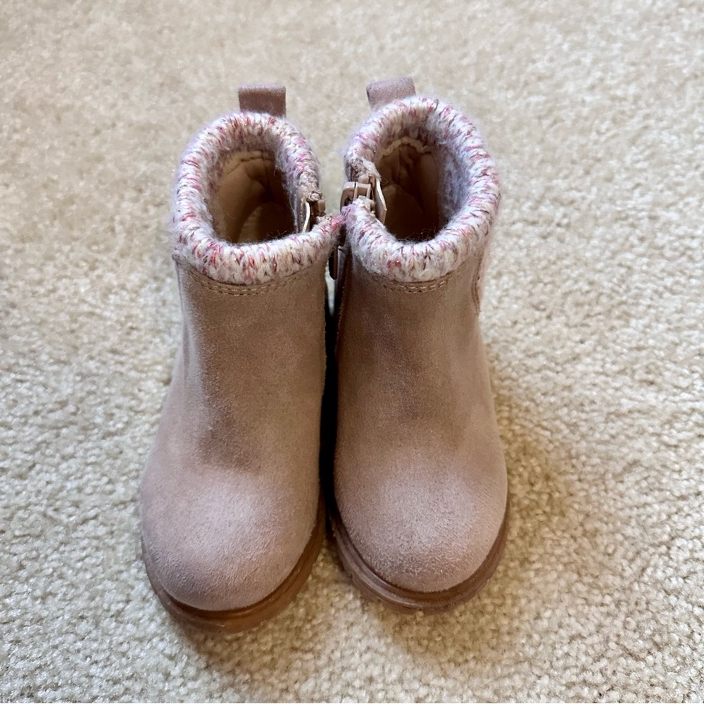 True Craft Knit Booties - Picture 4 of 9